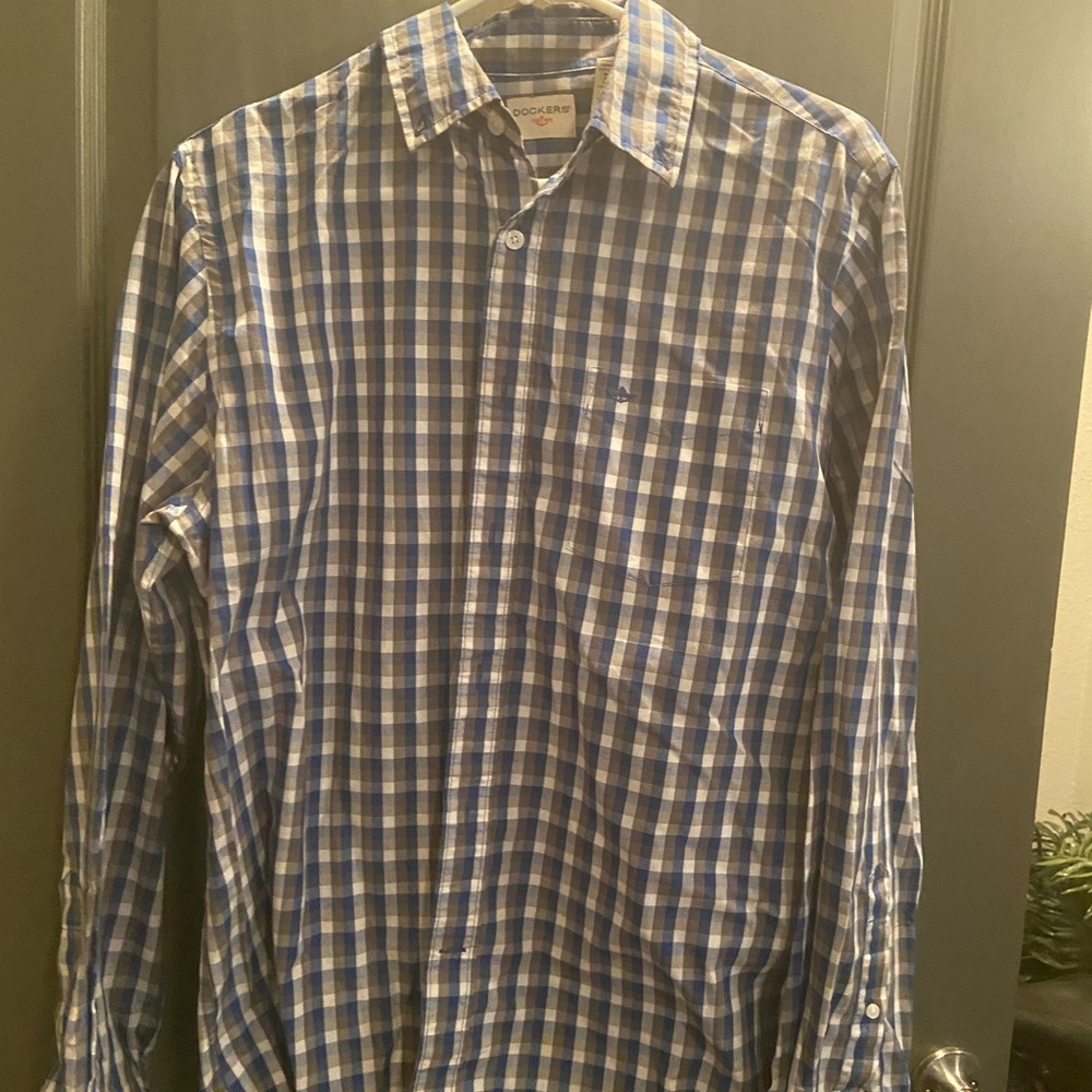 Men’s dress shirt